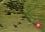Standbild strafing von japanischen Flugzeugen Pacific Theater, 1944, aus Sekunde 46 historischem Filmmaterial Videoclip 65675074888