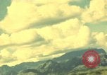 Standbild strafing von japanischen Flugzeugen Pacific Theater, 1944, aus Sekunde 54 historischem Filmmaterial Videoclip 65675074888