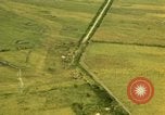 Standbild strafing von japanischen Flugzeugen Pacific Theater, 1944, aus Sekunde 56 historischem Filmmaterial Videoclip 65675074888