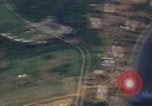 Standbild strafing japanischen Frachter Pacific Theater, 1944, aus Sekunde 12 historischem Filmmaterial Videoclip 65675074900