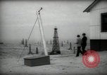 Immagine di Pozzi di petrolio California United States USA, 1938, secondo 23 filmato di repertorio 65675074906