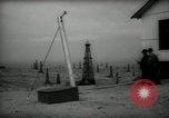 Immagine di Pozzi di petrolio California United States USA, 1938, secondo 31 filmato di repertorio 65675074906