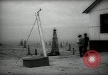 Immagine di Pozzi di petrolio California United States USA, 1938, secondo 45 filmato di repertorio 65675074906