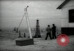 Immagine di Pozzi di petrolio California United States USA, 1938, secondo 46 filmato di repertorio 65675074906