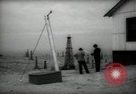 Immagine di Pozzi di petrolio California United States USA, 1938, secondo 49 filmato di repertorio 65675074906