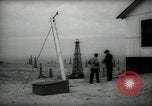 Immagine di Pozzi di petrolio California United States USA, 1938, secondo 50 filmato di repertorio 65675074906