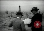 Immagine di Pozzi di petrolio California United States USA, 1938, secondo 59 filmato di repertorio 65675074906