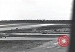 Standbild B-29 Superfortress Bombers Insel Tinian Marianen, 1945, aus Sekunde 5 historischem Filmmaterial Videoclip 65675074910