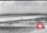 Standbild B-29 Superfortress Bombers Insel Tinian Marianen, 1945, aus Sekunde 22 historischem Filmmaterial Videoclip 65675074910