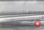 Standbild B-29 Superfortress Bombers Insel Tinian Marianen, 1945, aus Sekunde 27 historischem Filmmaterial Videoclip 65675074910