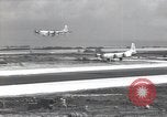 Standbild B-29 Superfortress Bombers Insel Tinian Marianen, 1945, aus Sekunde 34 historischem Filmmaterial Videoclip 65675074910