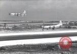 Standbild B-29 Superfortress Bombers Insel Tinian Marianen, 1945, aus Sekunde 35 historischem Filmmaterial Videoclip 65675074910