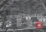 Immagine di Danni di bomba Kobe Giappone, 1945, secondo 36 filmato di repertorio 65675074918