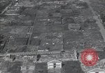 Immagine di Danni di bomba Kobe Giappone, 1945, secondo 38 filmato di repertorio 65675074918