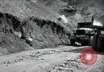 Standbild Lkws Kachil-Bong Korea, 1952, aus Sekunde 19 historischem Filmmaterial Videoclip 65675074932
