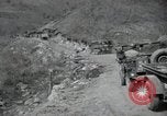 Standbild Lkws Kachil-Bong Korea, 1952, aus Sekunde 30 historischem Filmmaterial Videoclip 65675074932