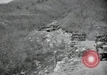Standbild Lkws Kachil-Bong Korea, 1952, aus Sekunde 33 historischem Filmmaterial Videoclip 65675074932