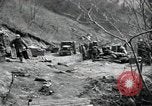 Standbild Lkws Kachil-Bong Korea, 1952, aus Sekunde 49 historischem Filmmaterial Videoclip 65675074932