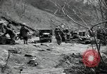 Standbild Lkws Kachil-Bong Korea, 1952, aus Sekunde 56 historischem Filmmaterial Videoclip 65675074932