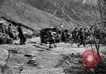 Standbild Lkws Kachil-Bong Korea, 1952, aus Sekunde 61 historischem Filmmaterial Videoclip 65675074932