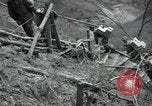 Standbild koreanischen Arbeiter Kachil-Bong Korea, 1952, aus Sekunde 24 historischem Filmmaterial Videoclip 65675074934
