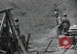 Standbild koreanischen Arbeiter Kachil-Bong Korea, 1952, aus Sekunde 54 historischem Filmmaterial Videoclip 65675074935