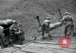 Standbild USA Soldaten Kachil-Bong Korea, 1952, aus Sekunde 13 historischem Filmmaterial Videoclip 65675074937