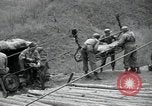 Standbild USA Soldaten Kachil-Bong Korea, 1952, aus Sekunde 15 historischem Filmmaterial Videoclip 65675074937