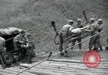 Standbild USA Soldaten Kachil-Bong Korea, 1952, aus Sekunde 18 historischem Filmmaterial Videoclip 65675074937