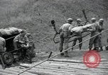 Standbild USA Soldaten Kachil-Bong Korea, 1952, aus Sekunde 19 historischem Filmmaterial Videoclip 65675074937
