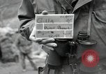 Immagine di Stati Uniti i medici Kachil-Bong Corea, 1952, secondo 4 filmato di repertorio 65675074938