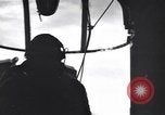 Standbild B-24 Liberator Bomber Guadalcanal Salomonen, 1943, aus Sekunde 26 historischem Filmmaterial Videoclip 65675074949