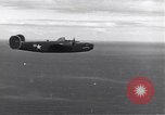 Standbild B-24 Befreier Guadalcanal Salomonen, 1943, aus Sekunde 14 historischem Filmmaterial Videoclip 65675074952