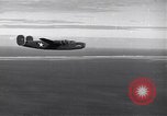 Standbild B-24 Befreier Guadalcanal Salomonen, 1943, aus Sekunde 36 historischem Filmmaterial Videoclip 65675074952