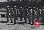 Immagine di 44Th Fighter Squadron Cerimonia di premiazione Guadalcanal nelle Isole Salomone, 1943, secondo 20 filmato di repertorio 65675074953