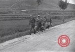 Image 2e soldats d'infanterie Corée, 1950, de la seconde 4 séquences d'archives historiques vidéo 65675074968