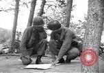 Immagine di General J Lawton Collins A Taegu in Corea, 1950, secondo 34 filmato di repertorio 65675074976