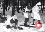Immagine di Soldati statunitensi Vossenack Germania, 1945, secondo 13 filmato di repertorio 65675074977