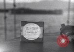 Standbild landing vehicle tracked Lingayen Philippinen, 1945, aus Sekunde 1 historischem Filmmaterial Videoclip 65675074978