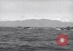 Standbild landing vehicle tracked Lingayen Philippinen, 1945, aus Sekunde 11 historischem Filmmaterial Videoclip 65675074978