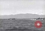 Standbild landing vehicle tracked Lingayen Philippinen, 1945, aus Sekunde 17 historischem Filmmaterial Videoclip 65675074978