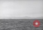 Standbild landing vehicle tracked Lingayen Philippinen, 1945, aus Sekunde 20 historischem Filmmaterial Videoclip 65675074978