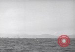 Standbild landing vehicle tracked Lingayen Philippinen, 1945, aus Sekunde 23 historischem Filmmaterial Videoclip 65675074978