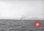 Standbild landing vehicle tracked Lingayen Philippinen, 1945, aus Sekunde 27 historischem Filmmaterial Videoclip 65675074978