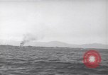 Standbild landing vehicle tracked Lingayen Philippinen, 1945, aus Sekunde 32 historischem Filmmaterial Videoclip 65675074978