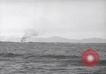 Standbild landing vehicle tracked Lingayen Philippinen, 1945, aus Sekunde 35 historischem Filmmaterial Videoclip 65675074978