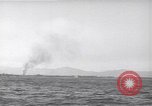Standbild landing vehicle tracked Lingayen Philippinen, 1945, aus Sekunde 42 historischem Filmmaterial Videoclip 65675074978