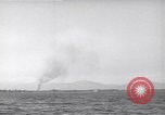 Standbild landing vehicle tracked Lingayen Philippinen, 1945, aus Sekunde 44 historischem Filmmaterial Videoclip 65675074978