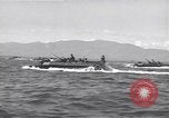 Standbild landing vehicle tracked Lingayen Philippinen, 1945, aus Sekunde 48 historischem Filmmaterial Videoclip 65675074978