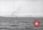 Standbild landing vehicle tracked Lingayen Philippinen, 1945, aus Sekunde 52 historischem Filmmaterial Videoclip 65675074978